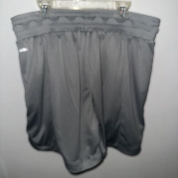 Puma Women's Foundation Basketball Draw String Shorts Sz L Gray NWT MSRP $40 - Picture 2 of 6